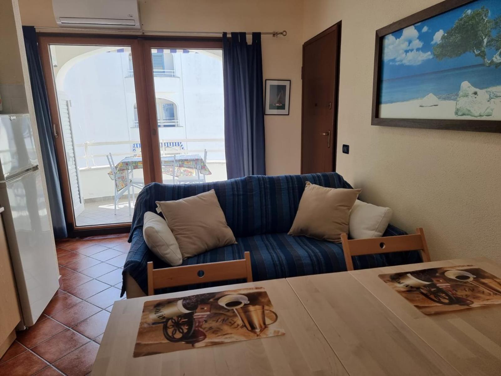 拉卡勒塔Le Residenze Blu Sardinia公寓式酒店 外观 照片