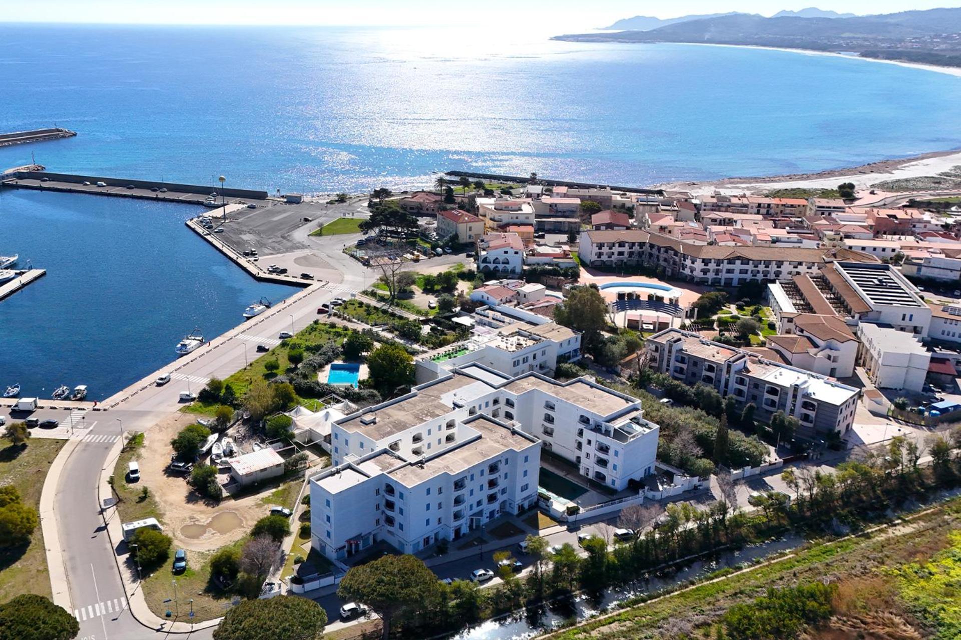 拉卡勒塔Le Residenze Blu Sardinia公寓式酒店 外观 照片