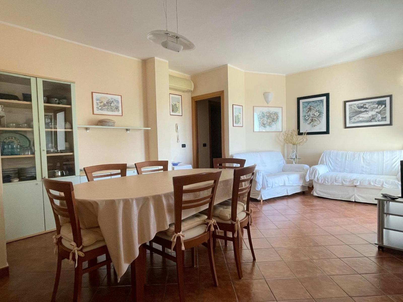 拉卡勒塔Le Residenze Blu Sardinia公寓式酒店 外观 照片